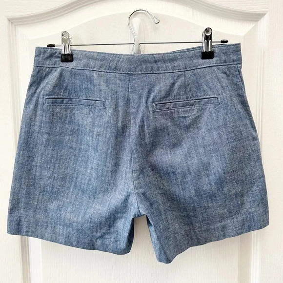 Banana Republic Shorts Tailored Blue Chambray Gold Buttons Size 0 - Picture 6 of 16